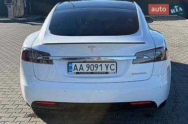 Лифтбек Tesla Model S 2019 в Киеве