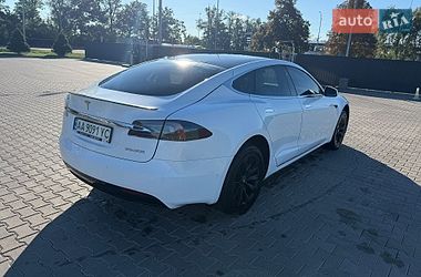Лифтбек Tesla Model S 2019 в Киеве