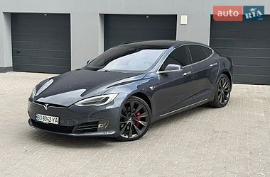 Ліфтбек Tesla Model S 2020 в Тернополі фото 5 Ліфтбек Tesla Model S 2020 в Тернополі
