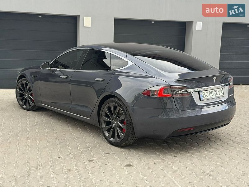 Ліфтбек Tesla Model S 2020 в Тернополі фото 13 Ліфтбек Tesla Model S 2020 в Тернополі