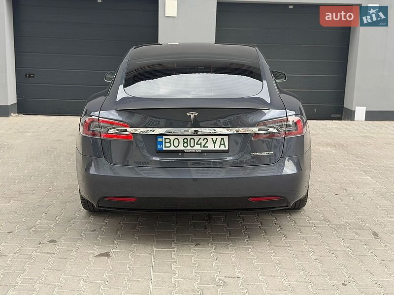 Ліфтбек Tesla Model S 2020 в Тернополі фото 16 Ліфтбек Tesla Model S 2020 в Тернополі