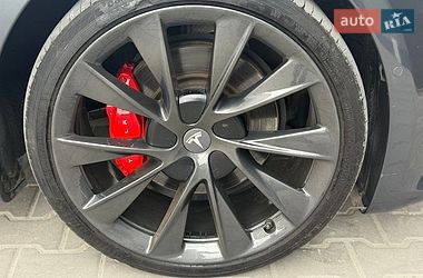 Ліфтбек Tesla Model S 2020 в Тернополі фото 19 Ліфтбек Tesla Model S 2020 в Тернополі