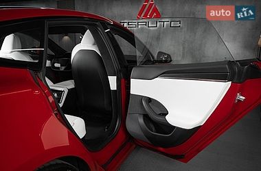 Лифтбек Tesla Model S 2021 в Одессе фото 30 Лифтбек Tesla Model S 2021 в Одессе