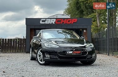 Лифтбек Tesla Model S 2015 в Стрые