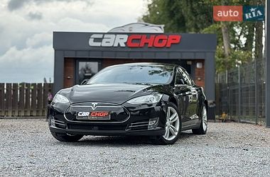 Лифтбек Tesla Model S 2015 в Стрые