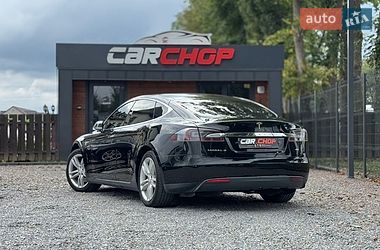Лифтбек Tesla Model S 2015 в Стрые