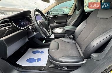 Лифтбек Tesla Model S 2015 в Стрые
