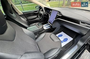 Лифтбек Tesla Model S 2015 в Стрые