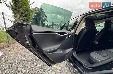 Лифтбек Tesla Model S 2015 в Стрые