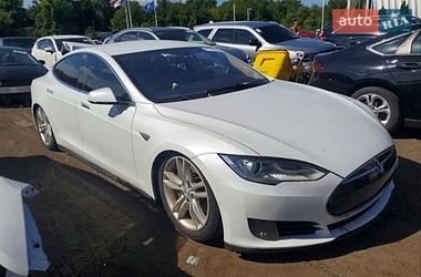 tesla model-s 2015 в Володимир від про продавця Сергій tesla model-s 2015 в Володимир від професійного продавця Сергій