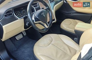Лифтбек Tesla Model S 2014 в Ивано-Франковске