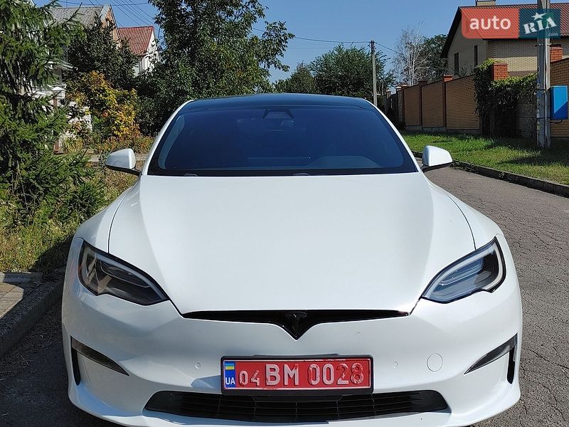 Лифтбек Tesla Model S 2022 в Днепре