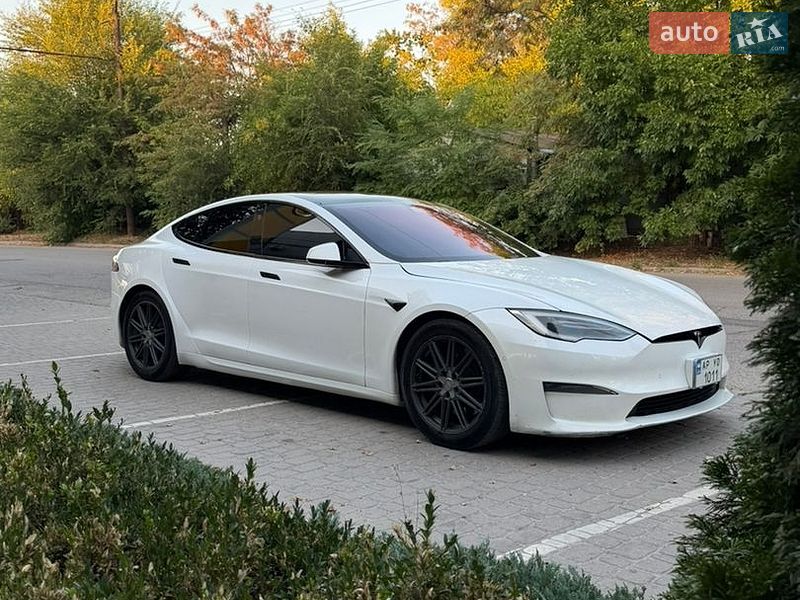 Ліфтбек Tesla Model S 2021 в Дніпрі фото 9 Ліфтбек Tesla Model S 2021 в Дніпрі