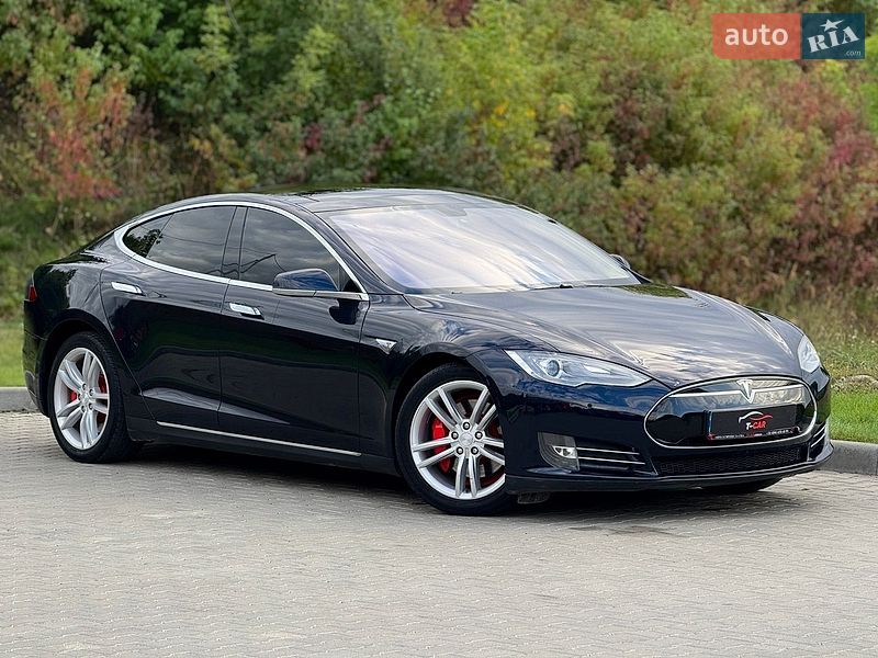Лифтбек Tesla Model S 2013 в Тернополе фото 5 Лифтбек Tesla Model S 2013 в Тернополе