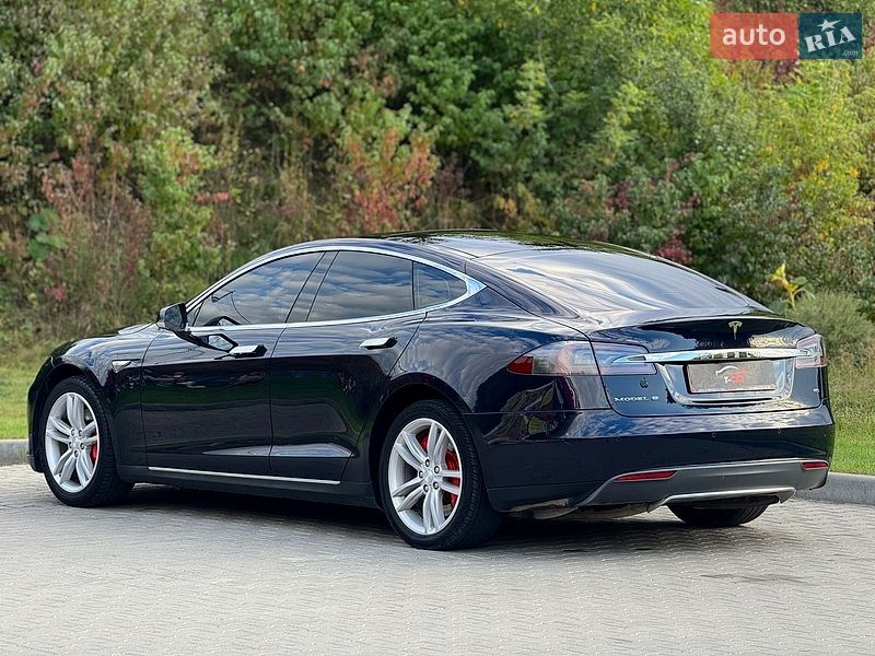 Лифтбек Tesla Model S 2013 в Тернополе фото 9 Лифтбек Tesla Model S 2013 в Тернополе