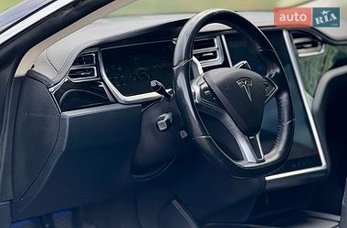 Лифтбек Tesla Model S 2013 в Тернополе фото 33 Лифтбек Tesla Model S 2013 в Тернополе