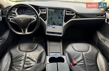 Лифтбек Tesla Model S 2013 в Тернополе фото 23 Лифтбек Tesla Model S 2013 в Тернополе