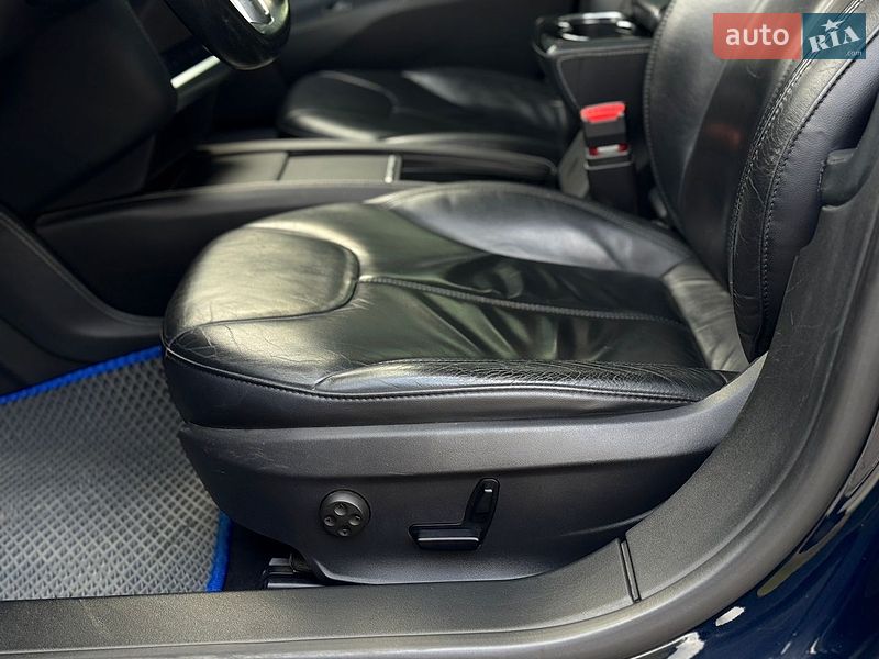 Лифтбек Tesla Model S 2013 в Тернополе фото 35 Лифтбек Tesla Model S 2013 в Тернополе