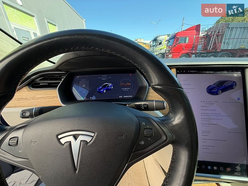 Лифтбек Tesla Model S 2018 в Виннице