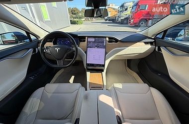 Лифтбек Tesla Model S 2018 в Виннице