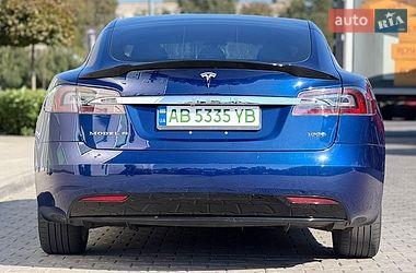Лифтбек Tesla Model S 2018 в Виннице