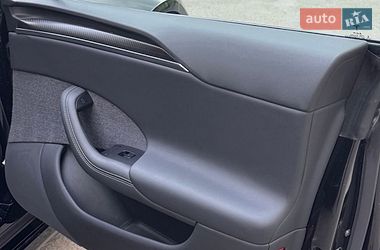 Лифтбек Tesla Model S 2022 в Киеве