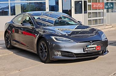 Лифтбек Tesla Model S 2018 в Харькове фото 3 Лифтбек Tesla Model S 2018 в Харькове