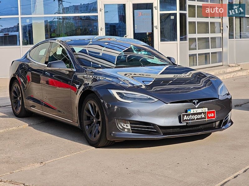 Лифтбек Tesla Model S 2018 в Харькове фото 3 Лифтбек Tesla Model S 2018 в Харькове