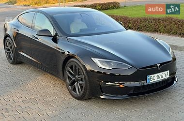 Ліфтбек Tesla Model S 2021 в Стрию