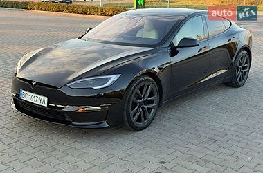 Ліфтбек Tesla Model S 2021 в Стрию