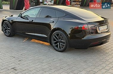 Ліфтбек Tesla Model S 2021 в Стрию