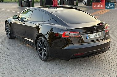 Ліфтбек Tesla Model S 2021 в Стрию