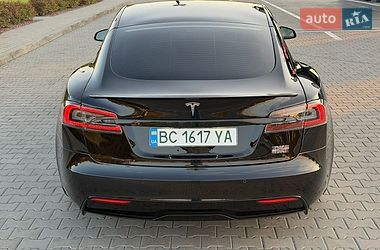 Ліфтбек Tesla Model S 2021 в Стрию