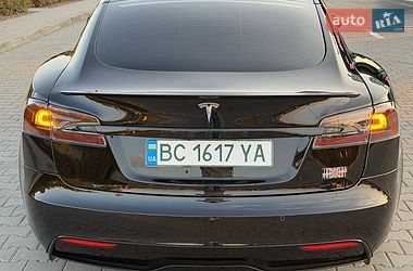 Ліфтбек Tesla Model S 2021 в Стрию