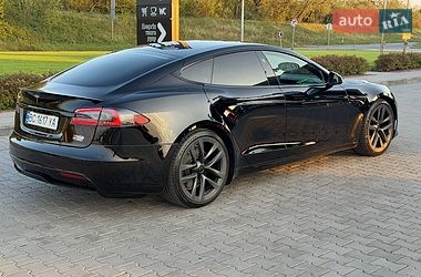 Ліфтбек Tesla Model S 2021 в Стрию