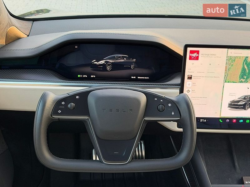 Ліфтбек Tesla Model S 2021 в Стрию