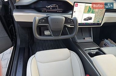 Ліфтбек Tesla Model S 2021 в Стрию