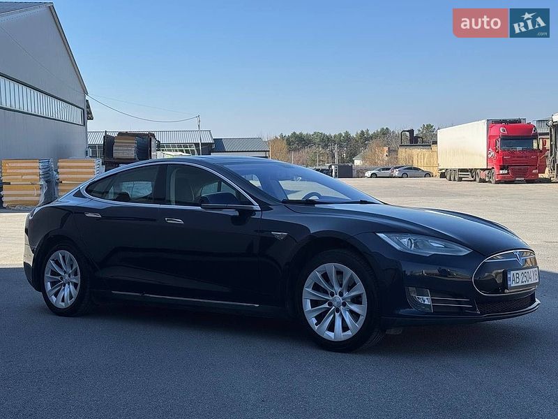 Лифтбек Tesla Model S 2013 в Виннице фото 3 Лифтбек Tesla Model S 2013 в Виннице