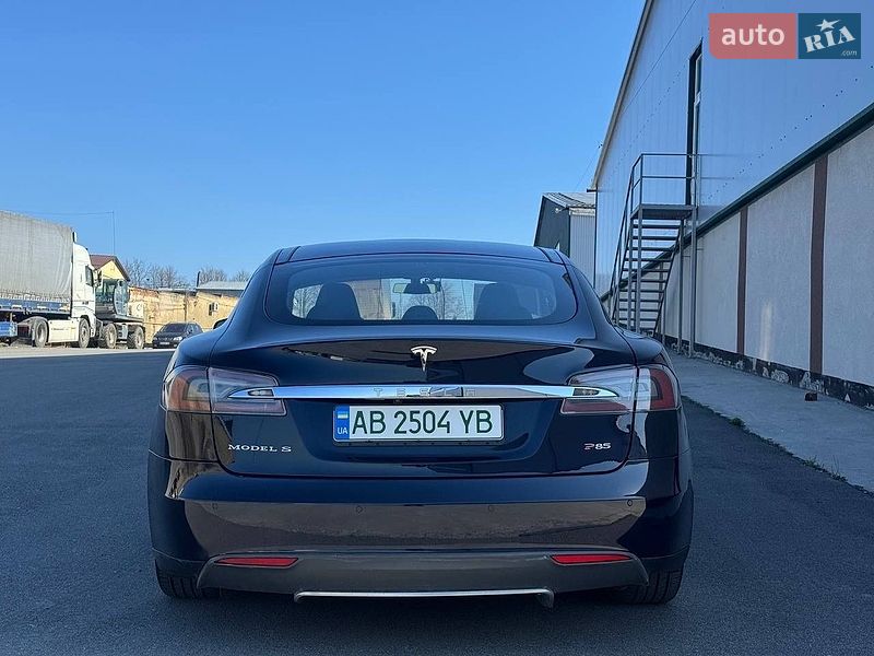 Лифтбек Tesla Model S 2013 в Виннице фото 7 Лифтбек Tesla Model S 2013 в Виннице