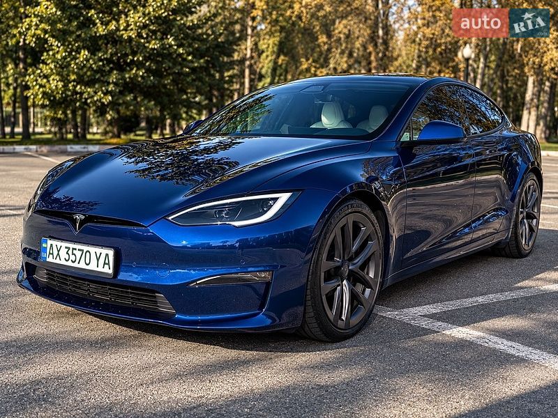 Tesla Model S 2022