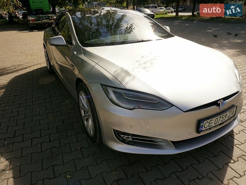 Лифтбек Tesla Model S 2018 в Черновцах фото 4 Лифтбек Tesla Model S 2018 в Черновцах