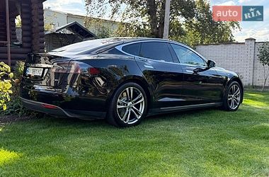 Лифтбек Tesla Model S 2013 в Киеве