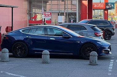 Ліфтбек Tesla Model S 2016 в Софіївській Борщагівці фото 3 Ліфтбек Tesla Model S 2016 в Софіївській Борщагівці
