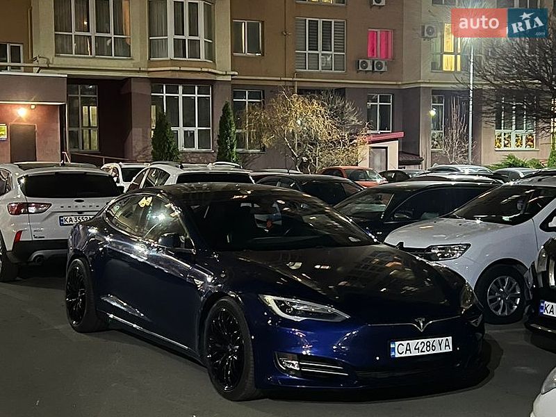 Ліфтбек Tesla Model S 2016 в Софіївській Борщагівці фото 7 Ліфтбек Tesla Model S 2016 в Софіївській Борщагівці