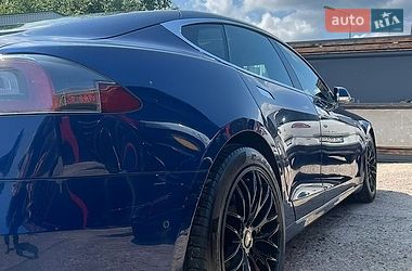 Ліфтбек Tesla Model S 2016 в Софіївській Борщагівці фото 12 Ліфтбек Tesla Model S 2016 в Софіївській Борщагівці