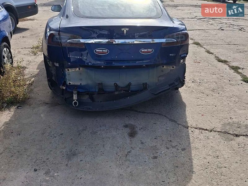 Ліфтбек Tesla Model S 2015 в Миколаєві фото 2 Ліфтбек Tesla Model S 2015 в Миколаєві