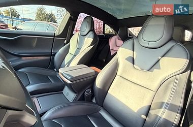 Ліфтбек Tesla Model S 2018 в Полтаві