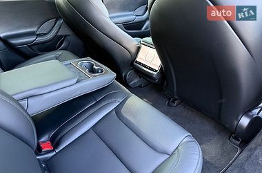 Лифтбек Tesla Model S 2023 в Ровно