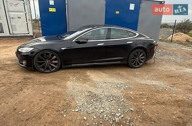 Ліфтбек Tesla Model S 2015 в Миколаєві фото 2 Ліфтбек Tesla Model S 2015 в Миколаєві