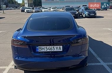 Лифтбек Tesla Model S 2017 в Одессе